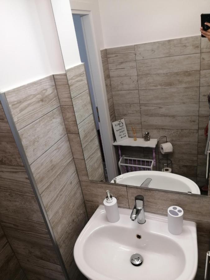 Apartmani Nevera Крк Екстер'єр фото