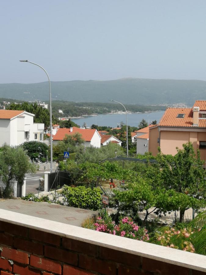 Apartmani Nevera Крк Екстер'єр фото
